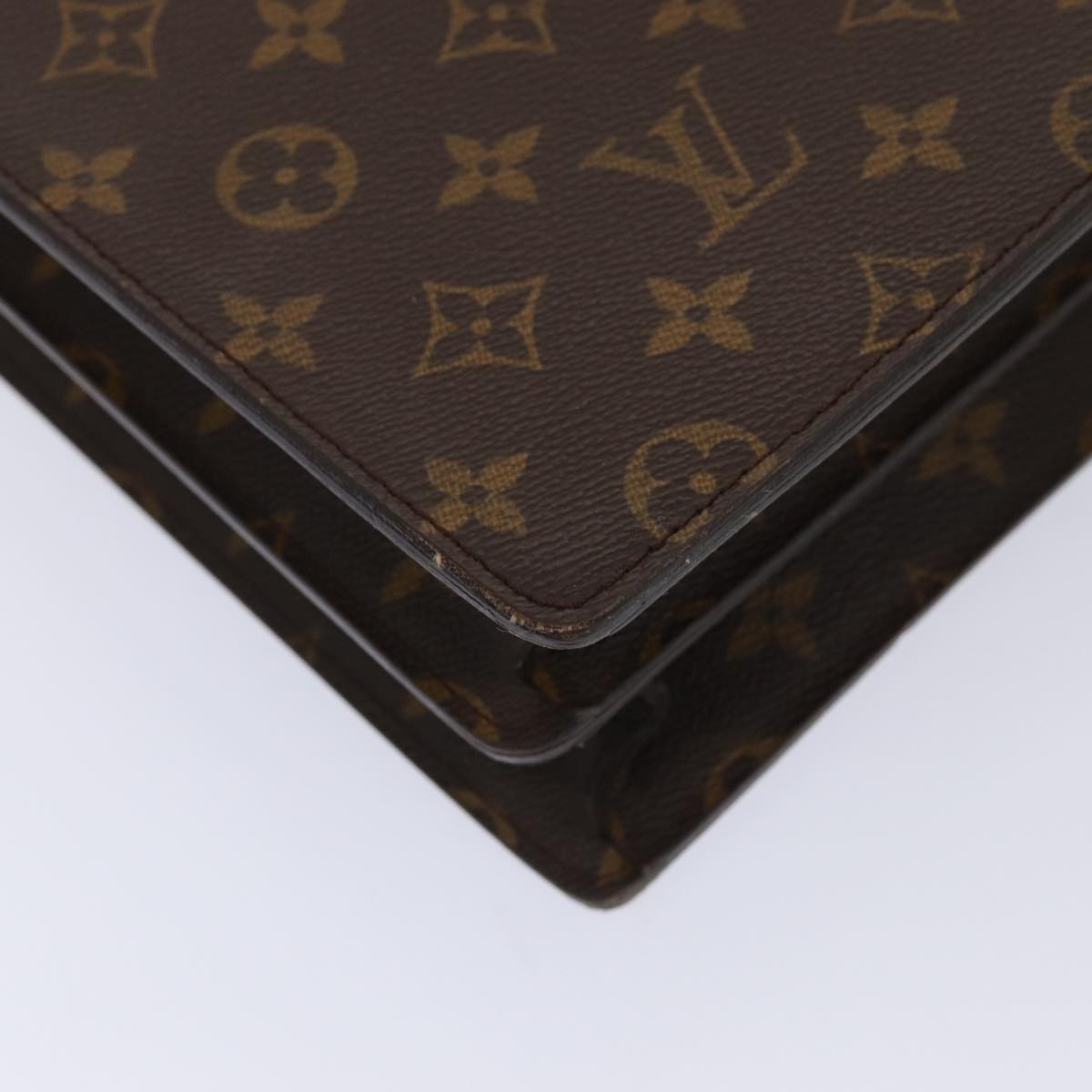 LOUIS VUITTON Serviette Conseiller Briefcases & Attaches