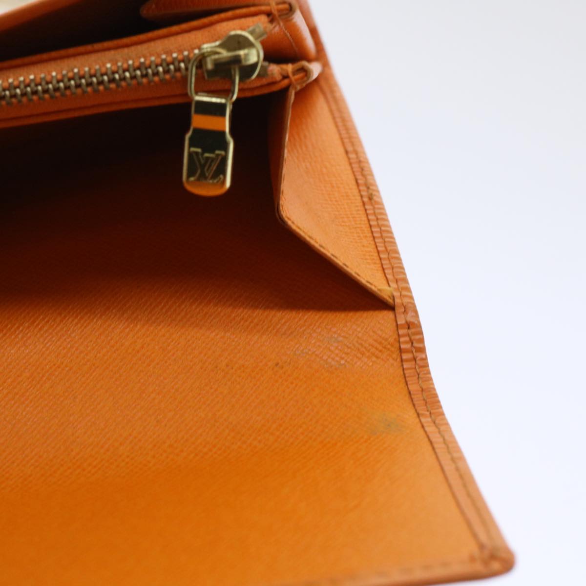 LOUIS VUITTON Sarah Wallet