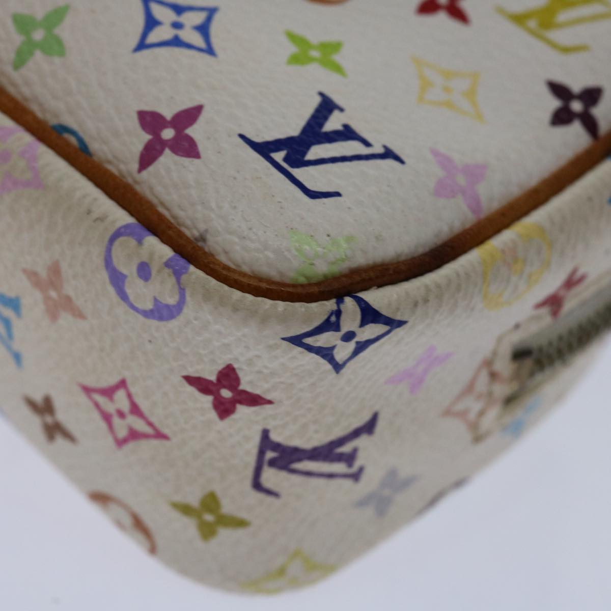 LOUIS VUITTON Wapity Clutch Bag