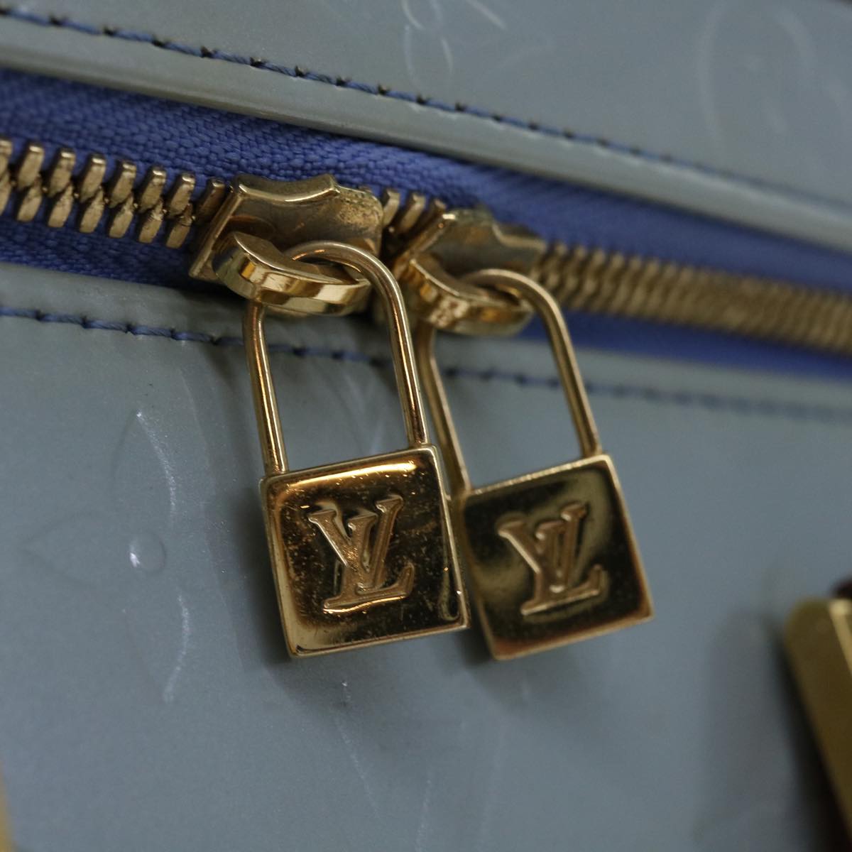 LOUIS VUITTON Sullivan Handbag