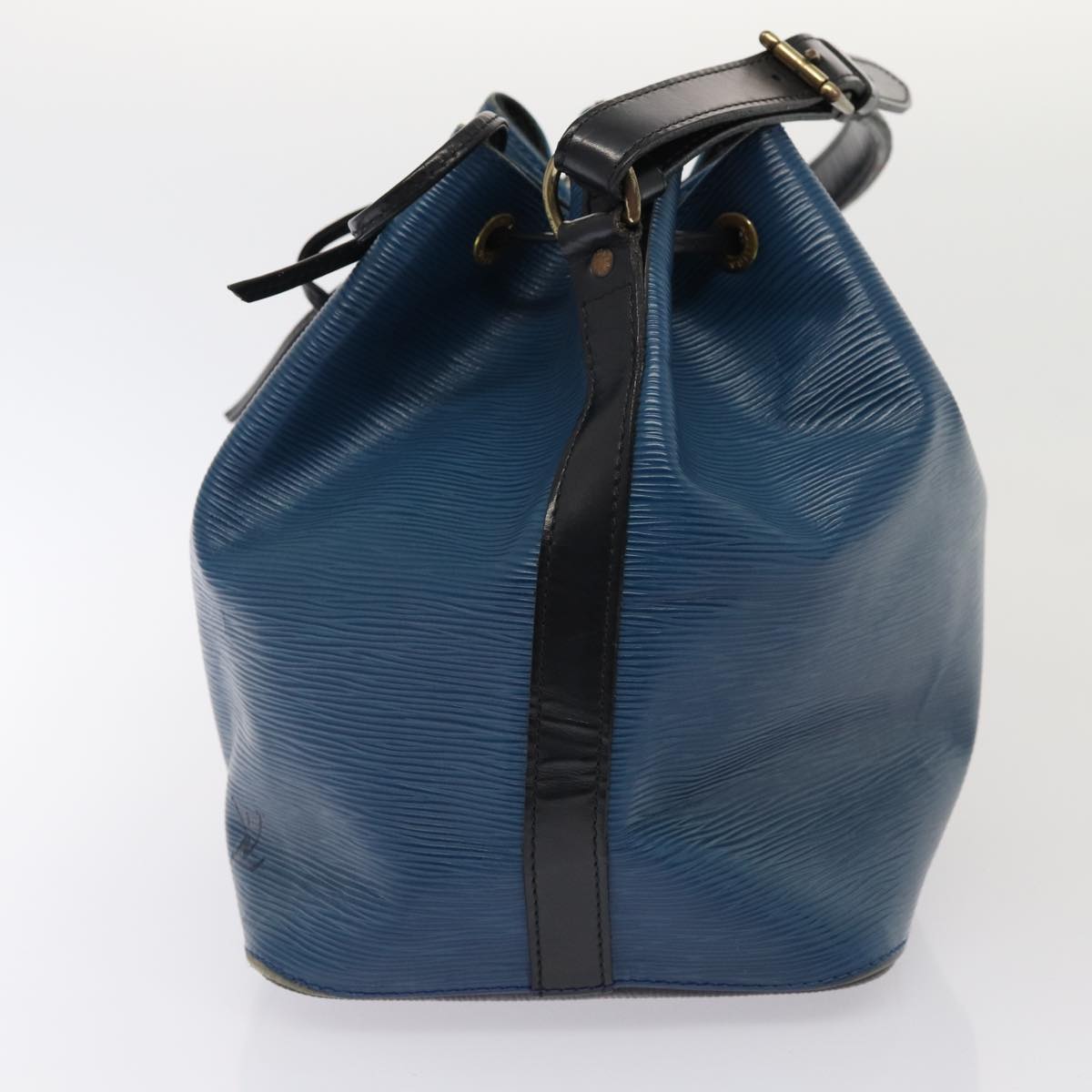 LOUIS VUITTON Noe Shoulder Bag
