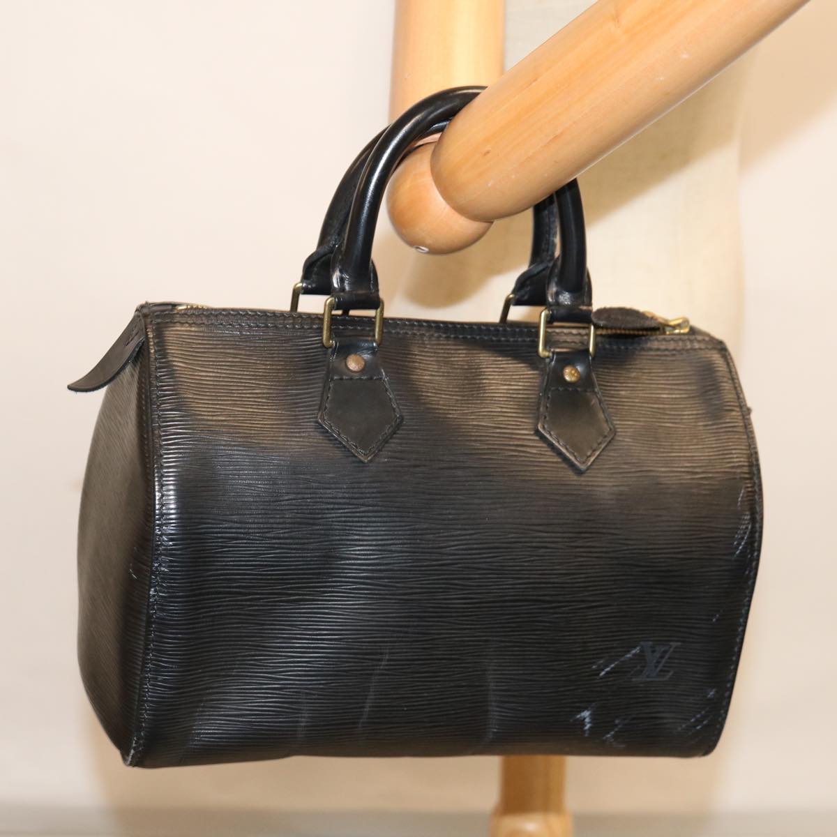 LOUIS VUITTON Speedy 25 Handbag