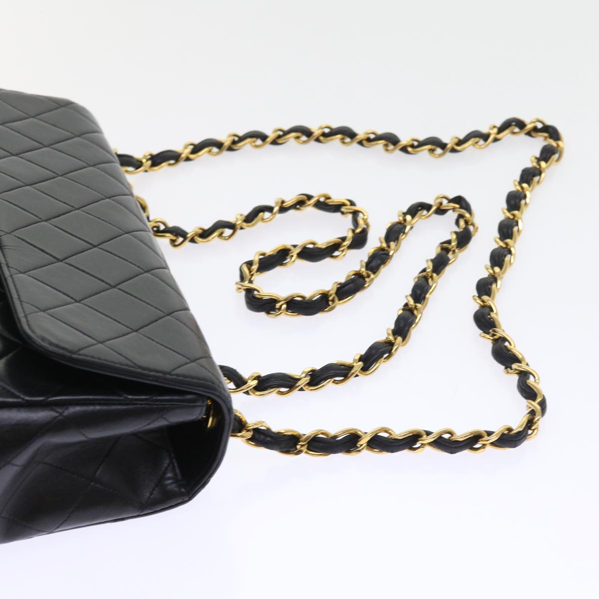 CHANEL Shoulder Bag