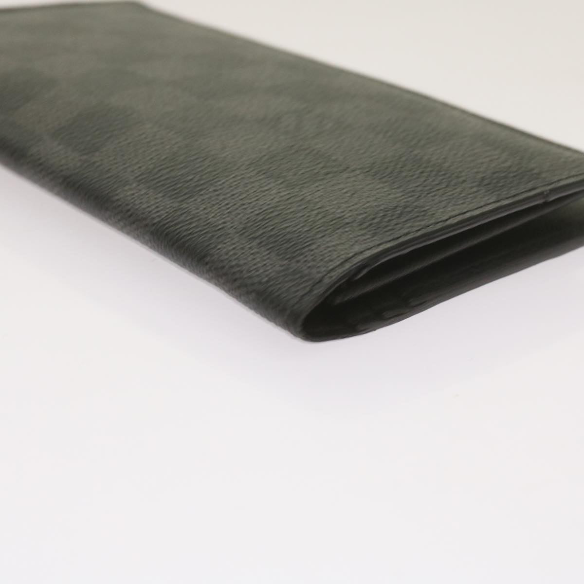 LOUIS VUITTON Portefeuille Brazza Wallet