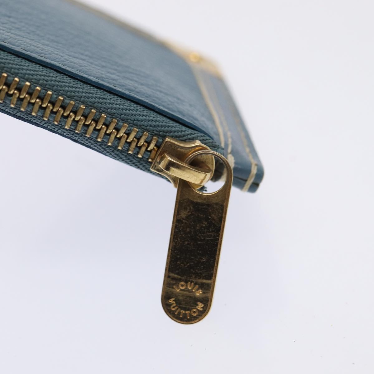 LOUIS VUITTON Suhali Wallet