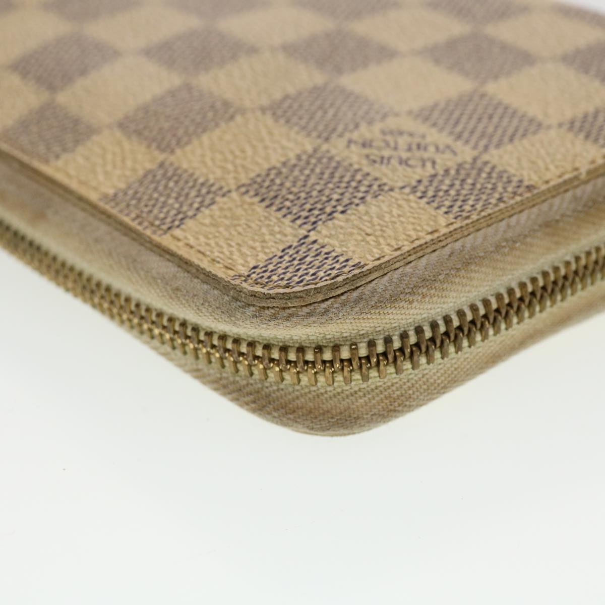 LOUIS VUITTON Zippy organizer Wallet