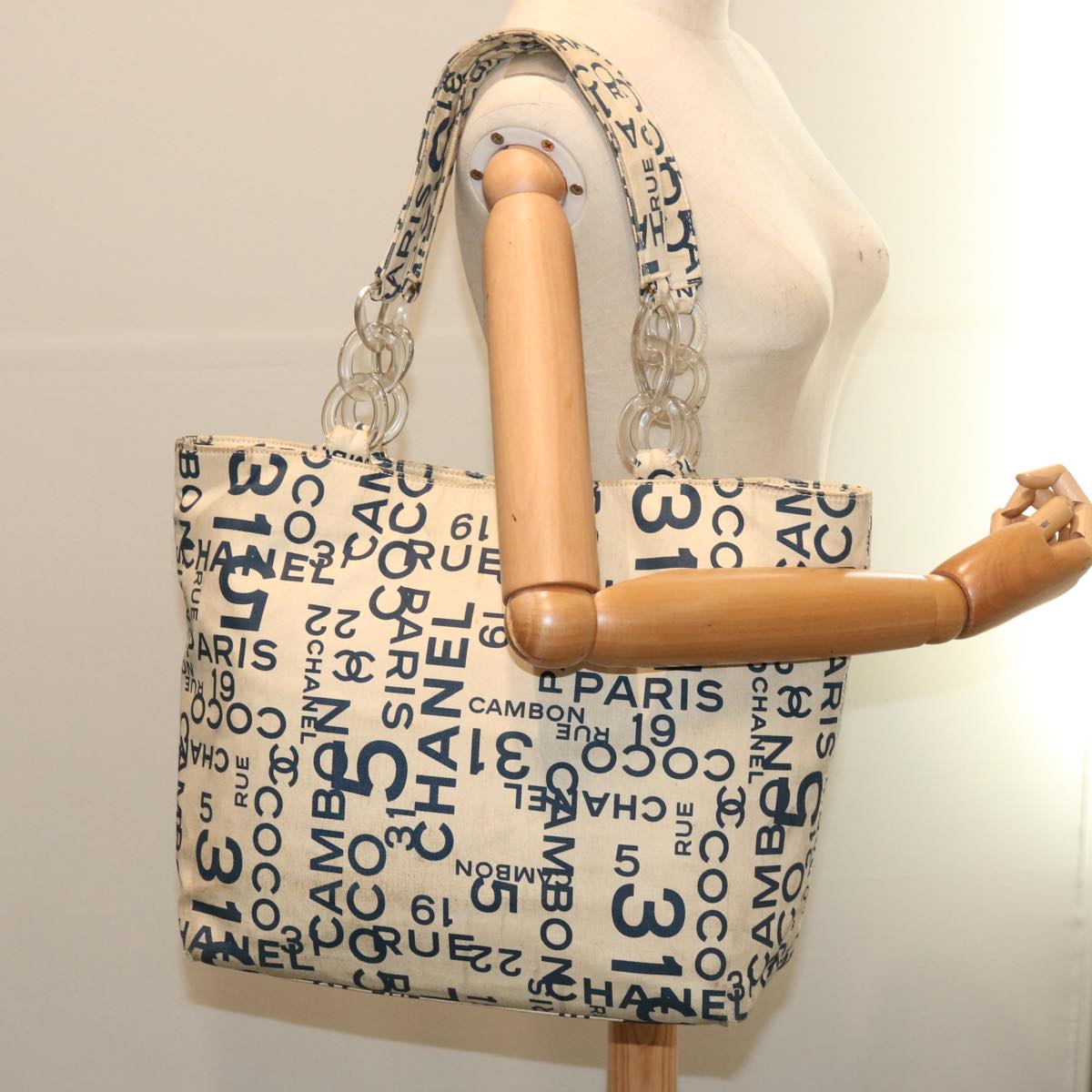 CHANEL Shopping Tote