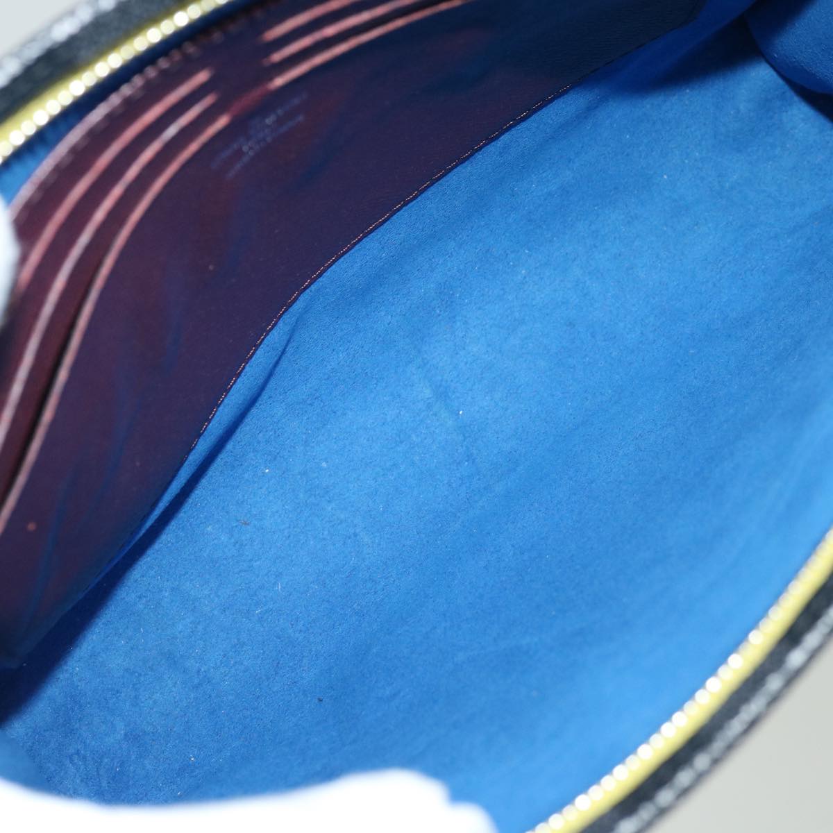 LOUIS VUITTON Pochette voyage Clutch Bag