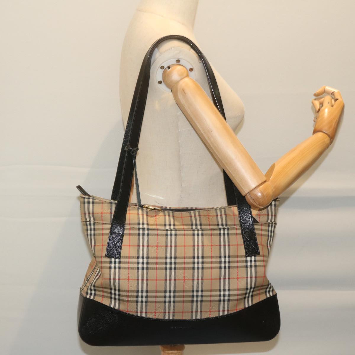 BURBERRY Nova Check Shoulder Bag