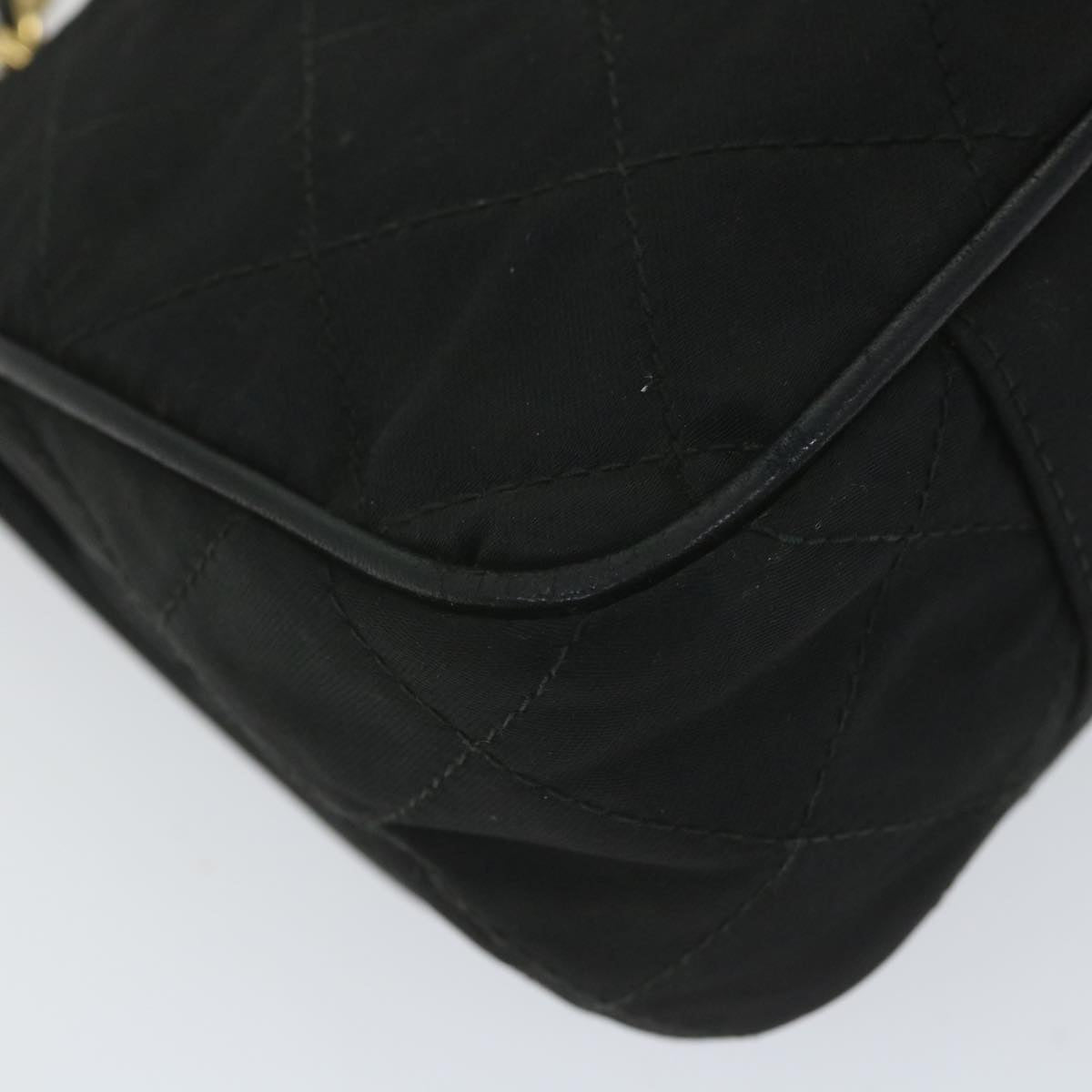 CHANEL Shoulder Bag