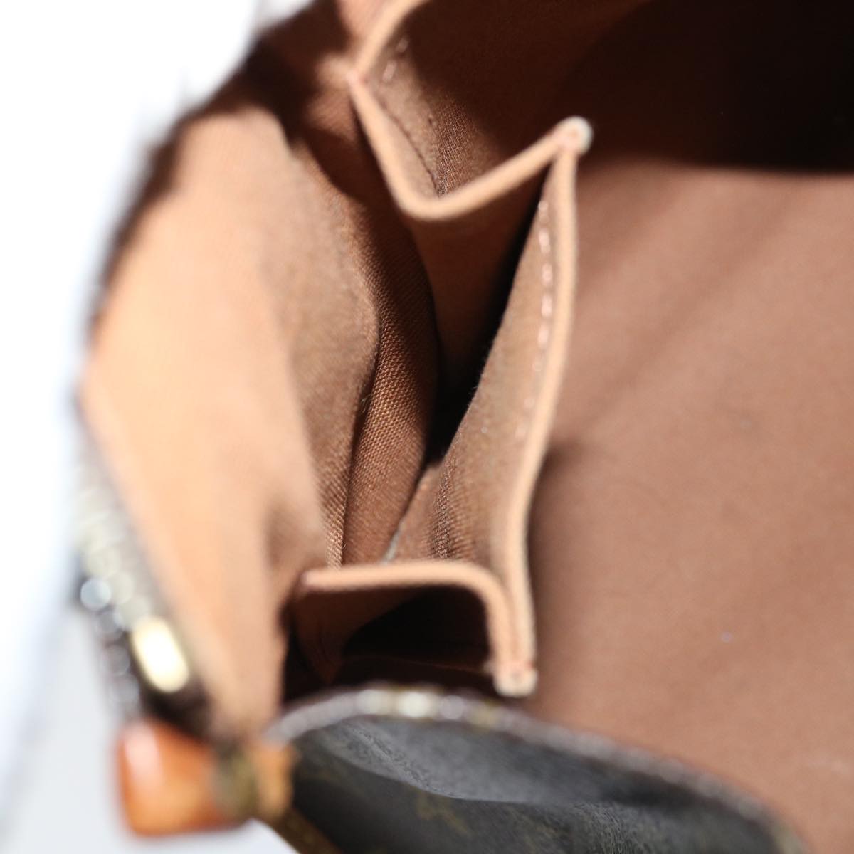LOUIS VUITTON Popincourt Shoulder Bag