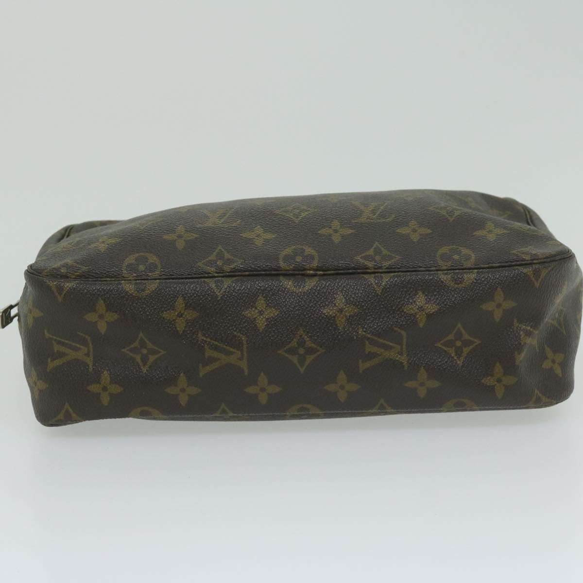 LOUIS VUITTON Trousse de Toilette Clutch Bag