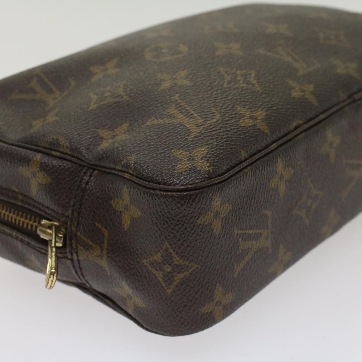 LOUIS VUITTON Trousse de Toilette Clutch Bag