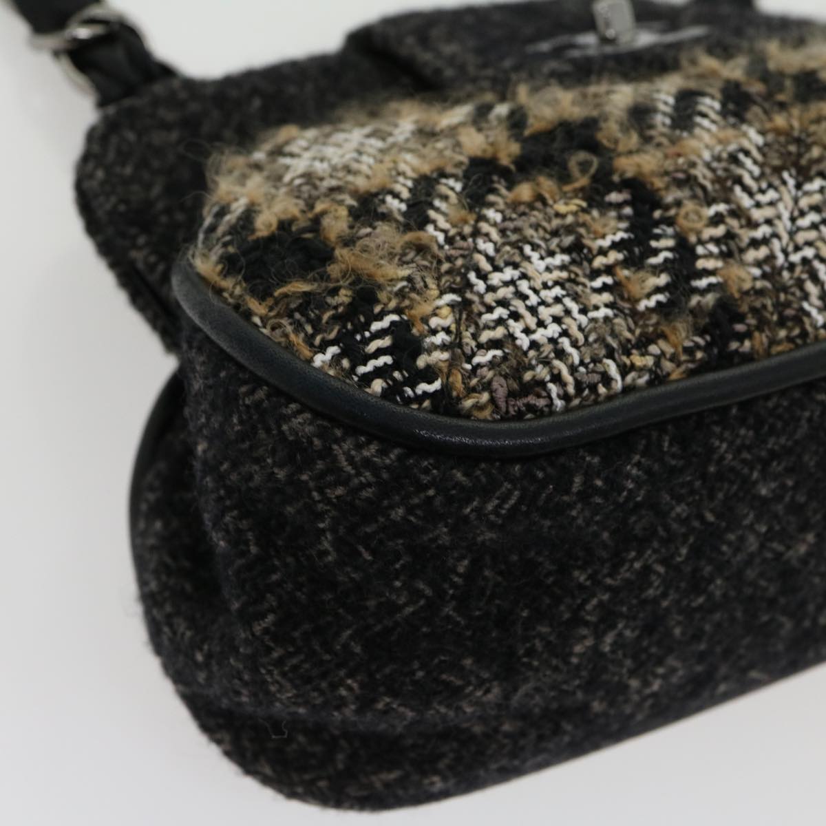 CHANEL Shoulder Bag