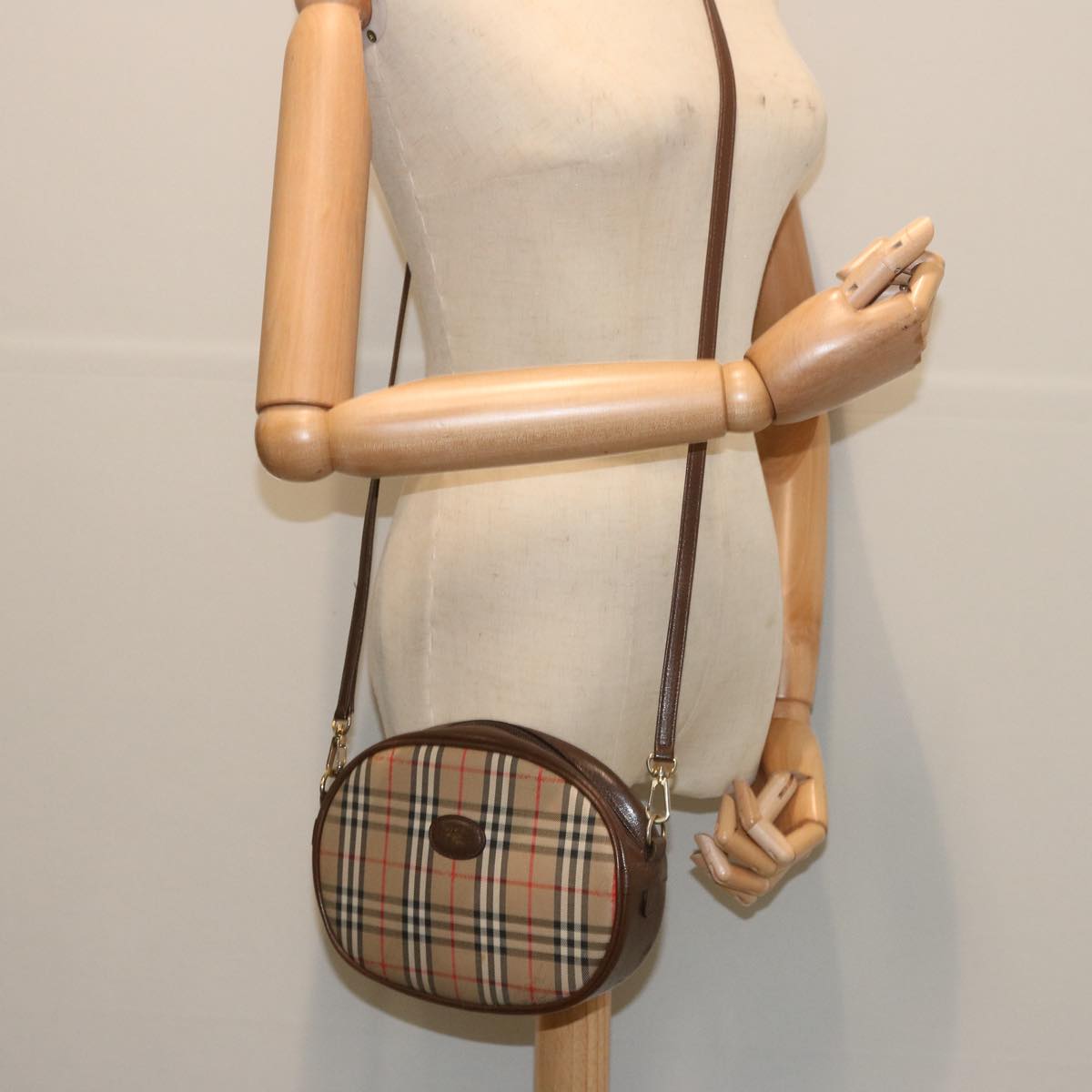 BURBERRY Nova Check Shoulder Bag