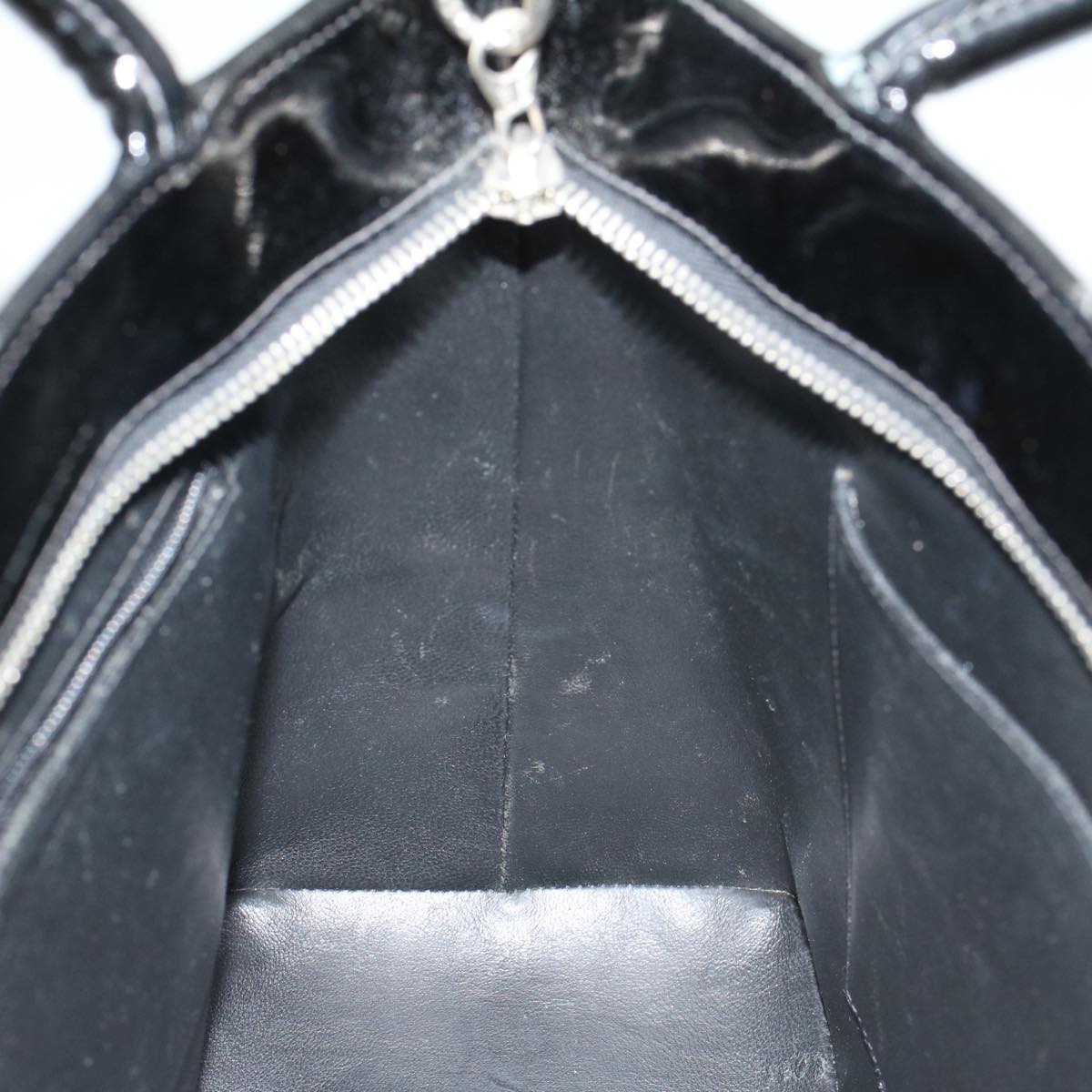 CHANEL Medaillon Tote