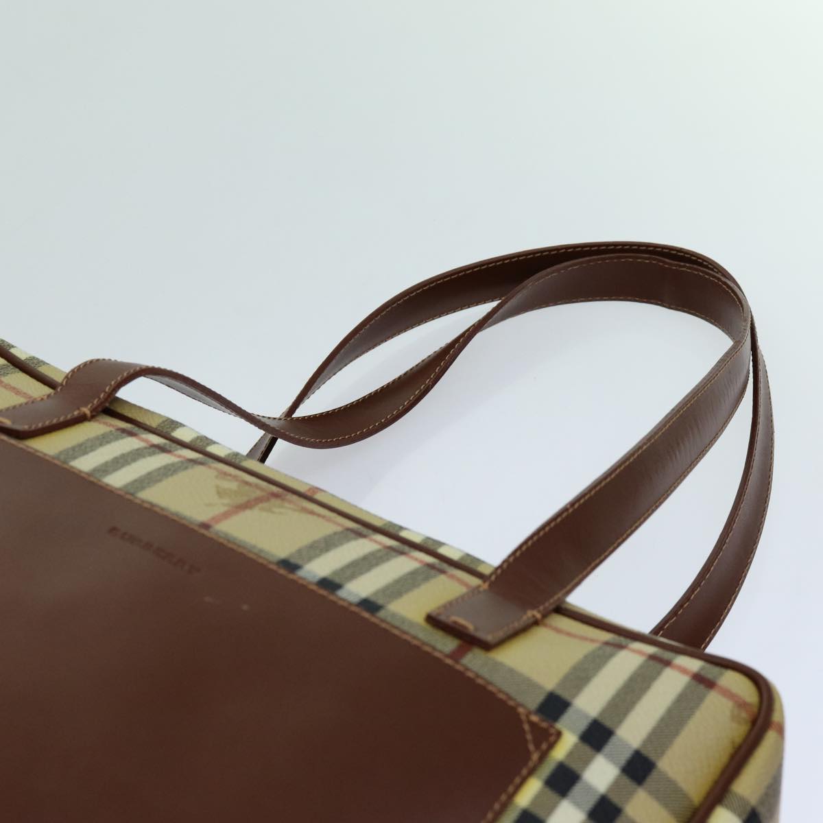 BURBERRY Nova Check Shoulder Bag