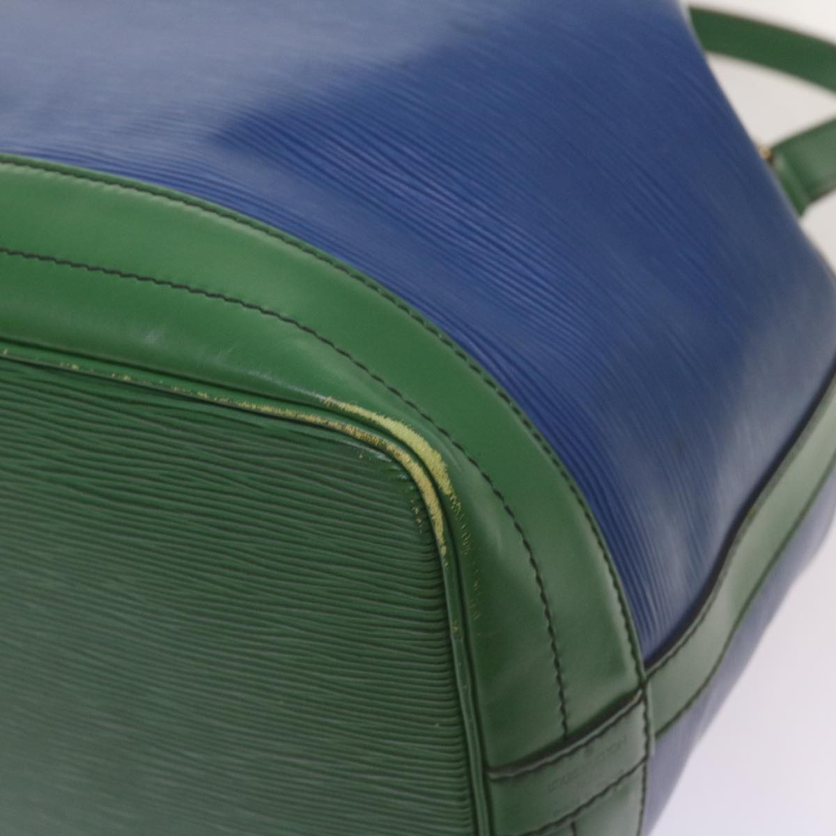 LOUIS VUITTON Noe Shoulder Bag
