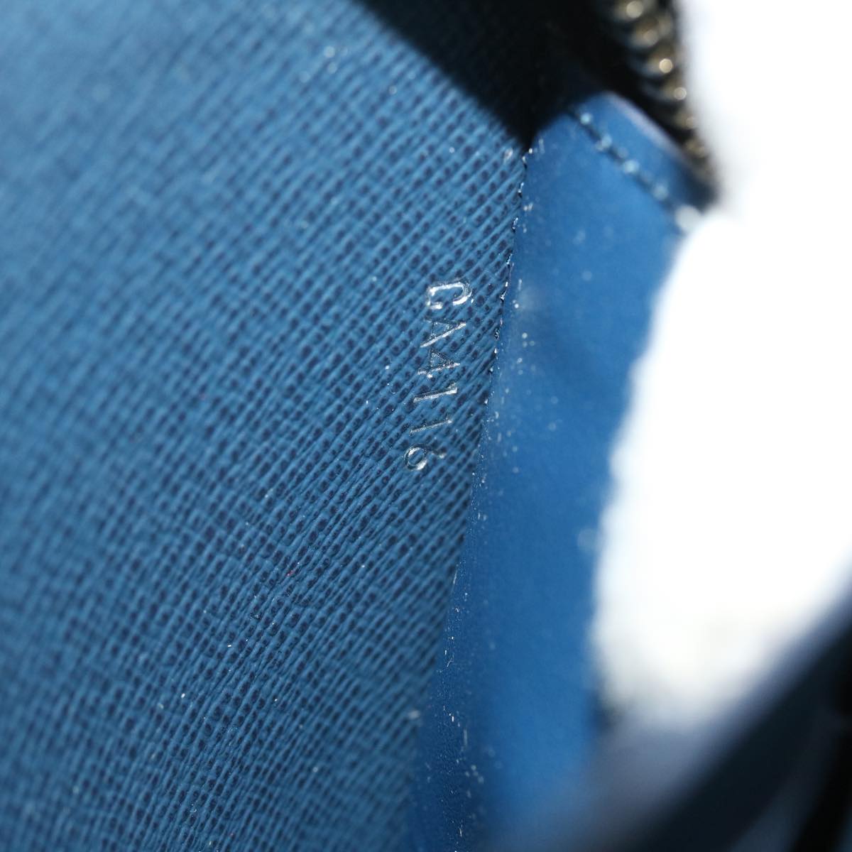 LOUIS VUITTON Zippy XL Wallet