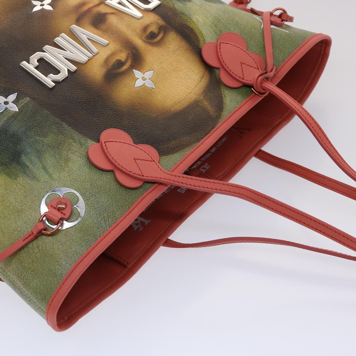 LOUIS VUITTON Neverfull Tote