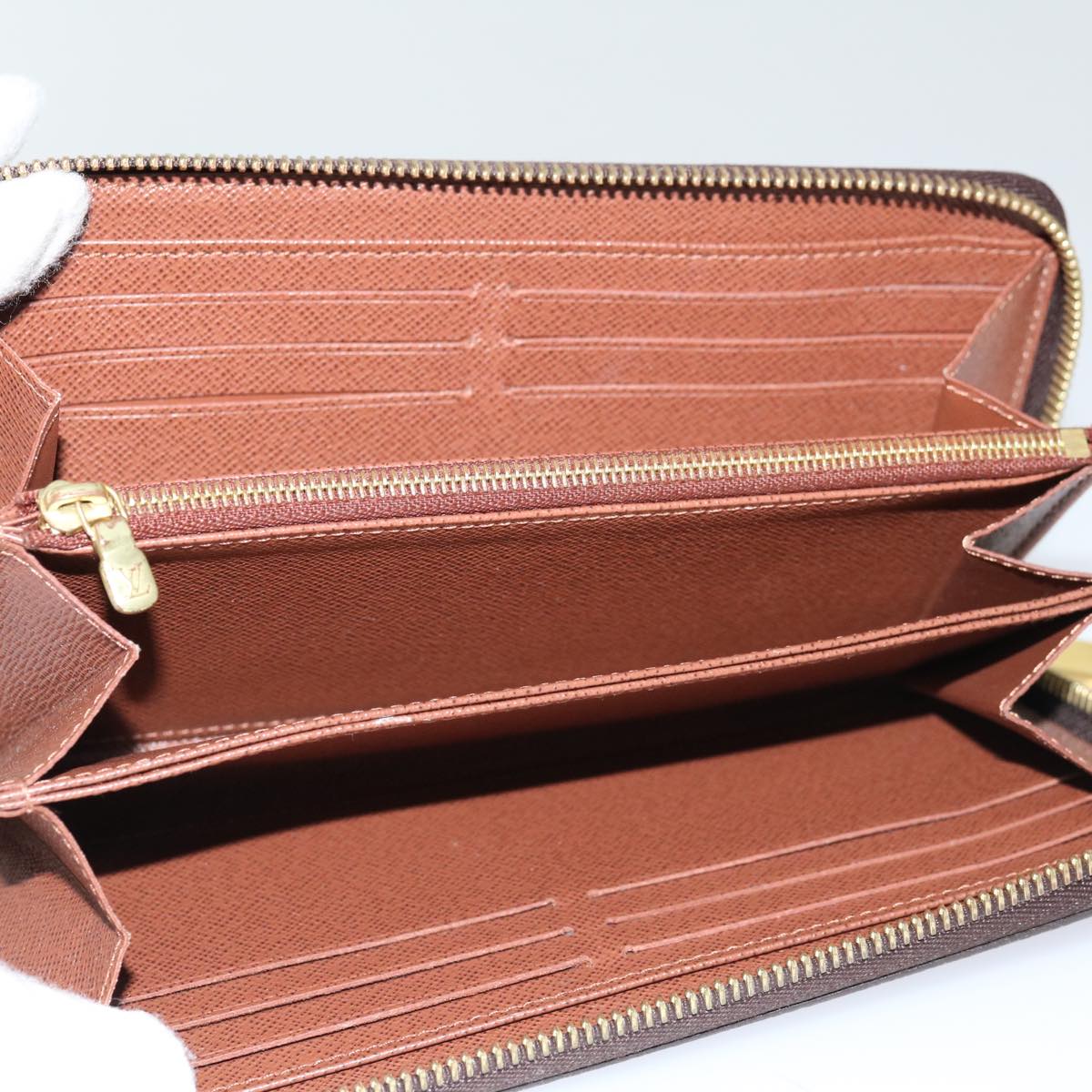 LOUIS VUITTON Portefeuille zippy Wallet