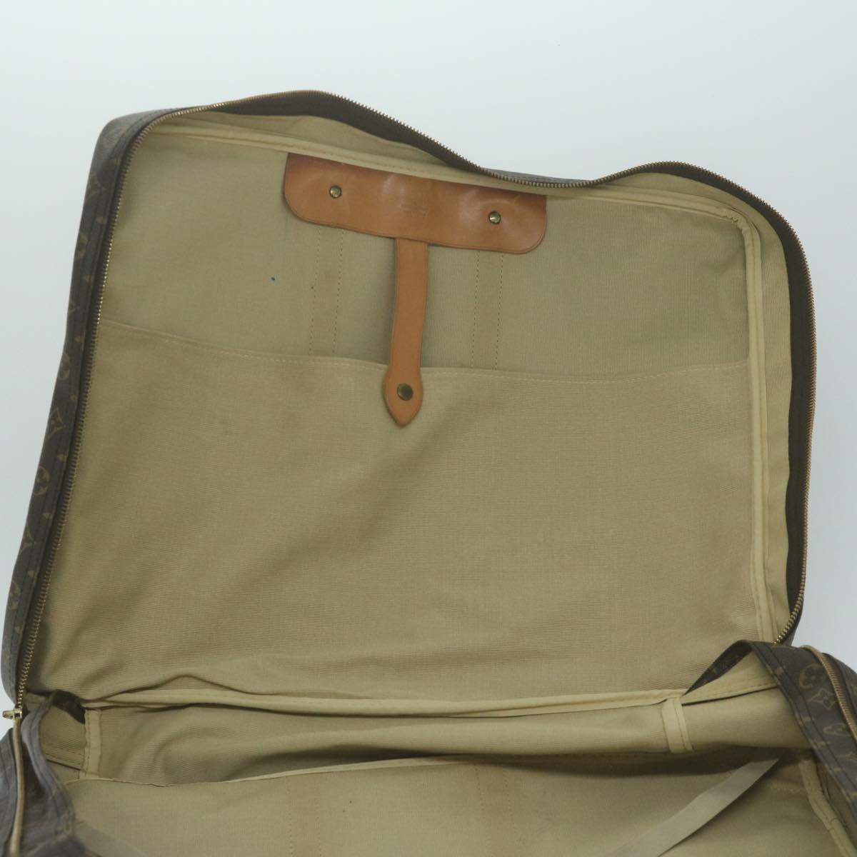 LOUIS VUITTON Sirius Travel