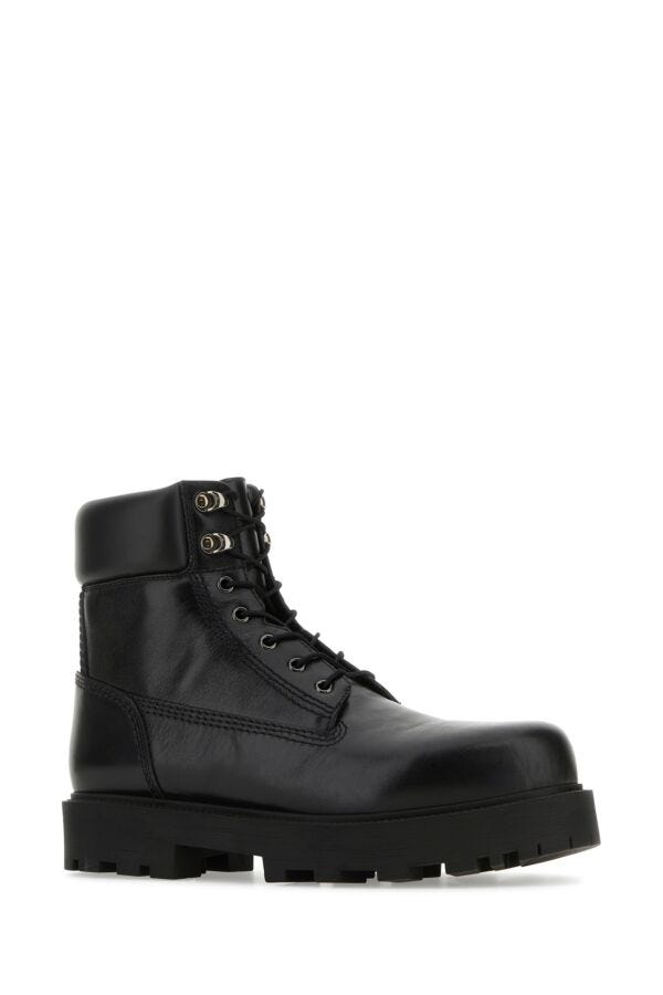 Givenchy Man Black Leather Show Ankle Boots