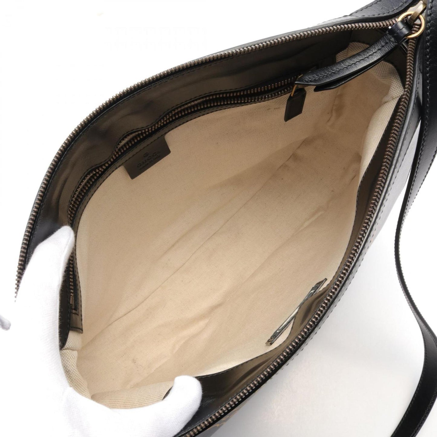 Gucci Black Leather Shoulder Bag