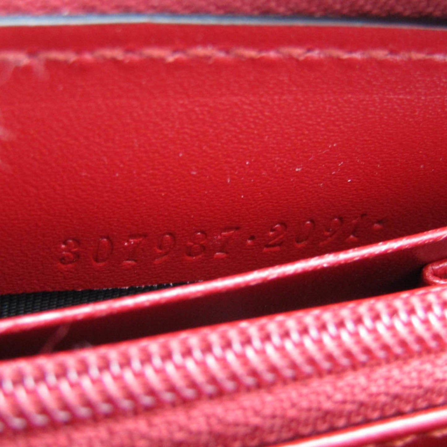 GUCCIssima AVEL 307987 GG Leather Long Wallet [bi-fold] Red Color