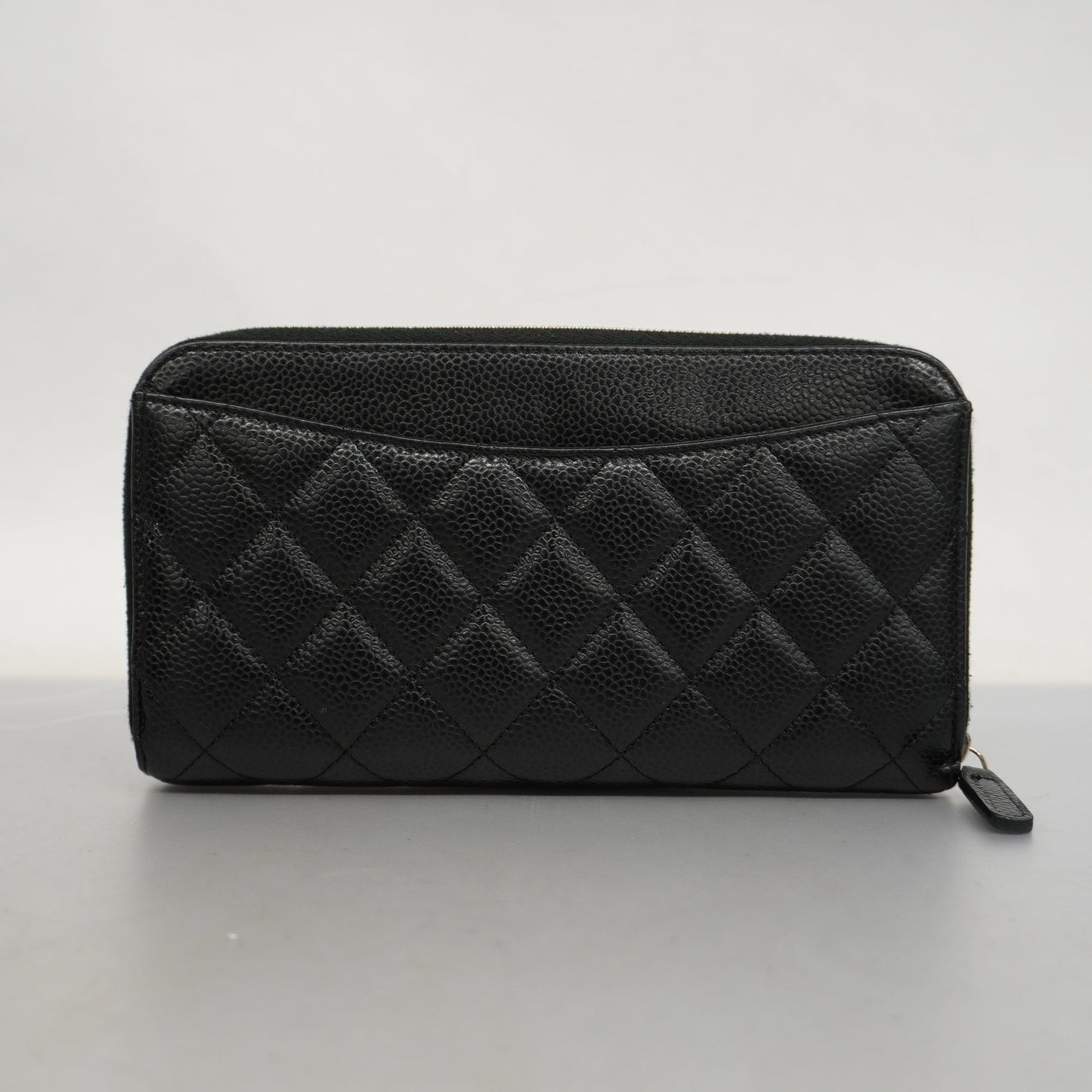 ChanelAuth  Matelasse Silver Metal Fittings Women's Caviar Leather Long Wallet