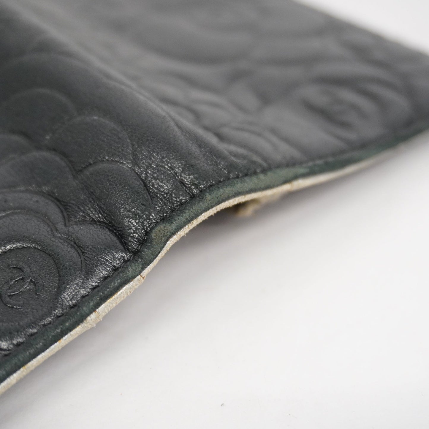 ChanelAuth  Camellia Bi-fold Long Wallet With Silver Metal Women's Lambskin