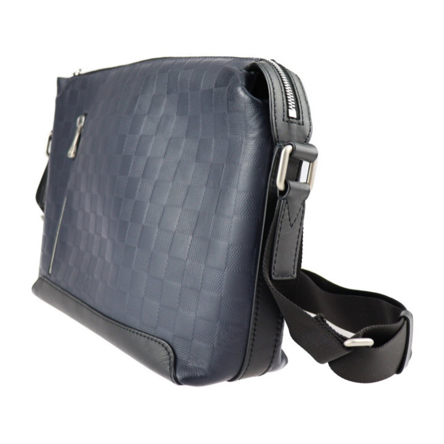 LOUIS VUITTON Discovery Messenger PM Shoulder Bag N42416 Damier Infini Leather Astral Navy Black Silver Hardware Vuitton