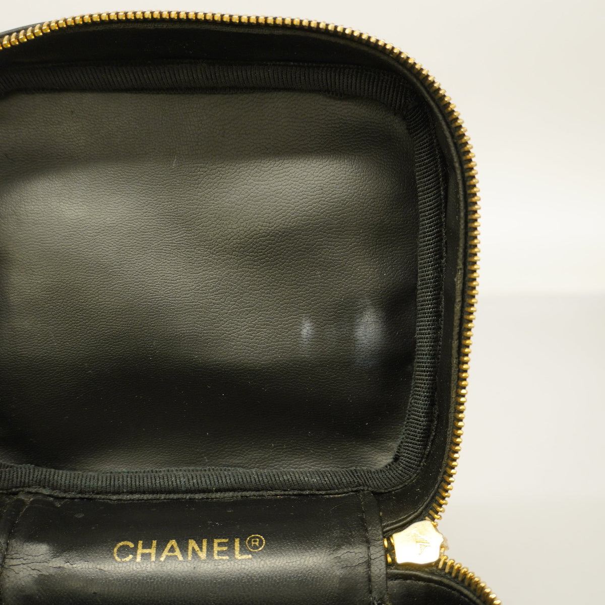 ChanelAuth  Bicolor Vanity Bag Women's Leather Vanity Bag Black
