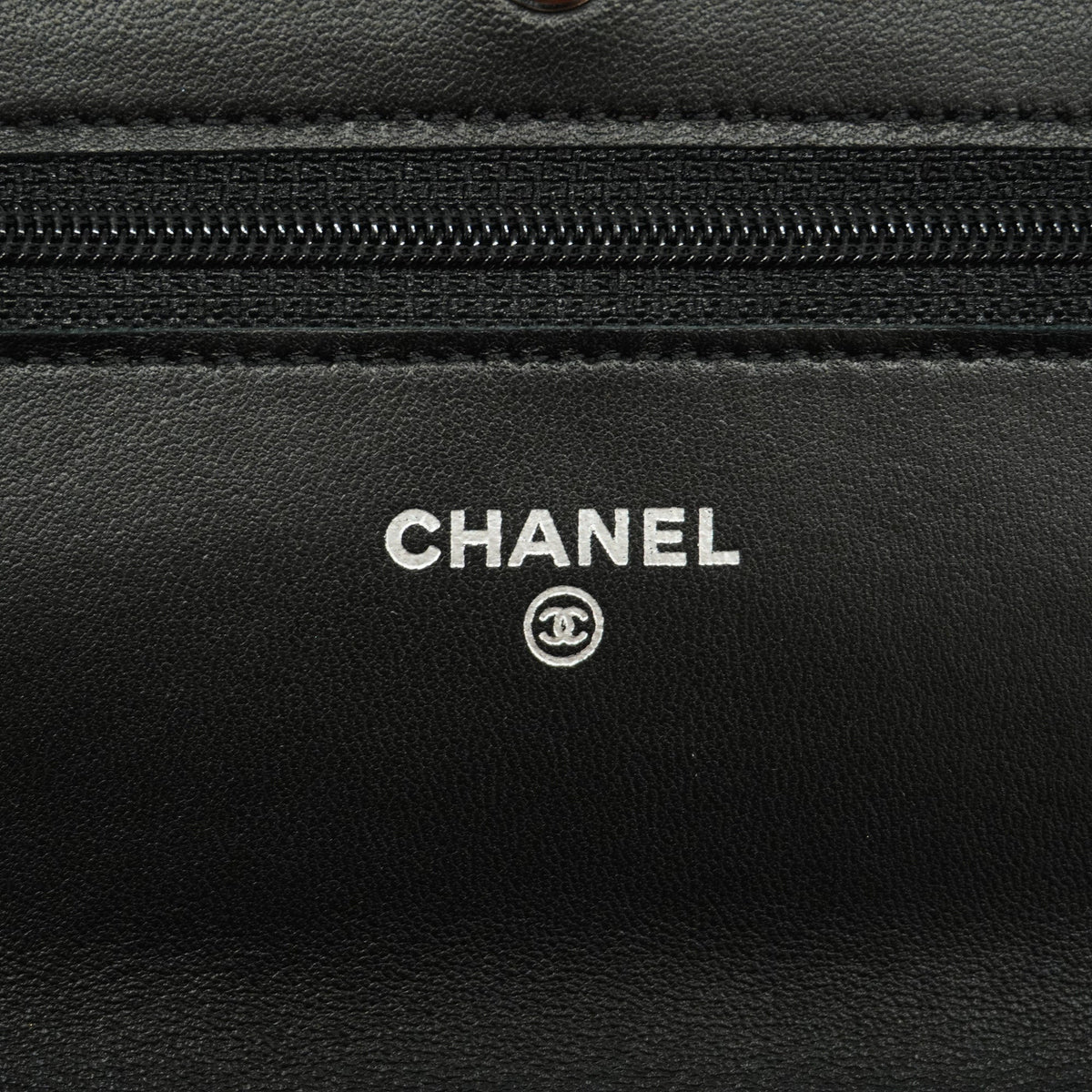 ChanelAuth  Matelasse Chain Shoulder Gold Hardware Women's Lambskin Black