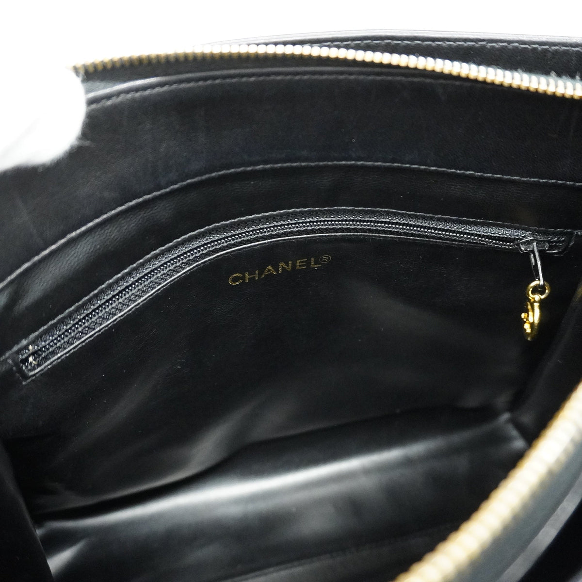 ChanelAuth  Chain Shoulder Women's Leather Shoulder Bag Black
