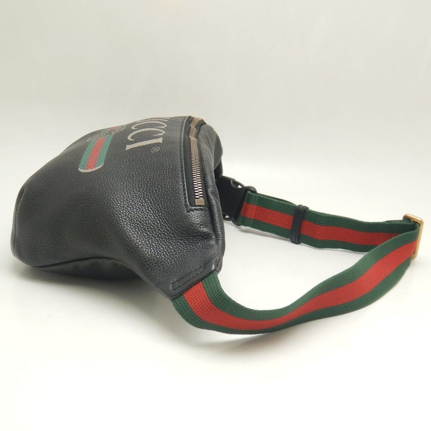 Gucci Black Leather Fanny Pack