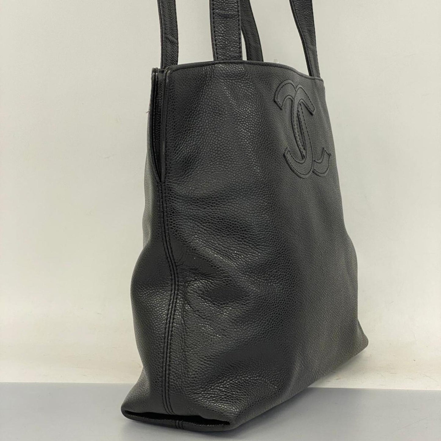Chanel Shoulder Bag Caviar Skin Black Women's