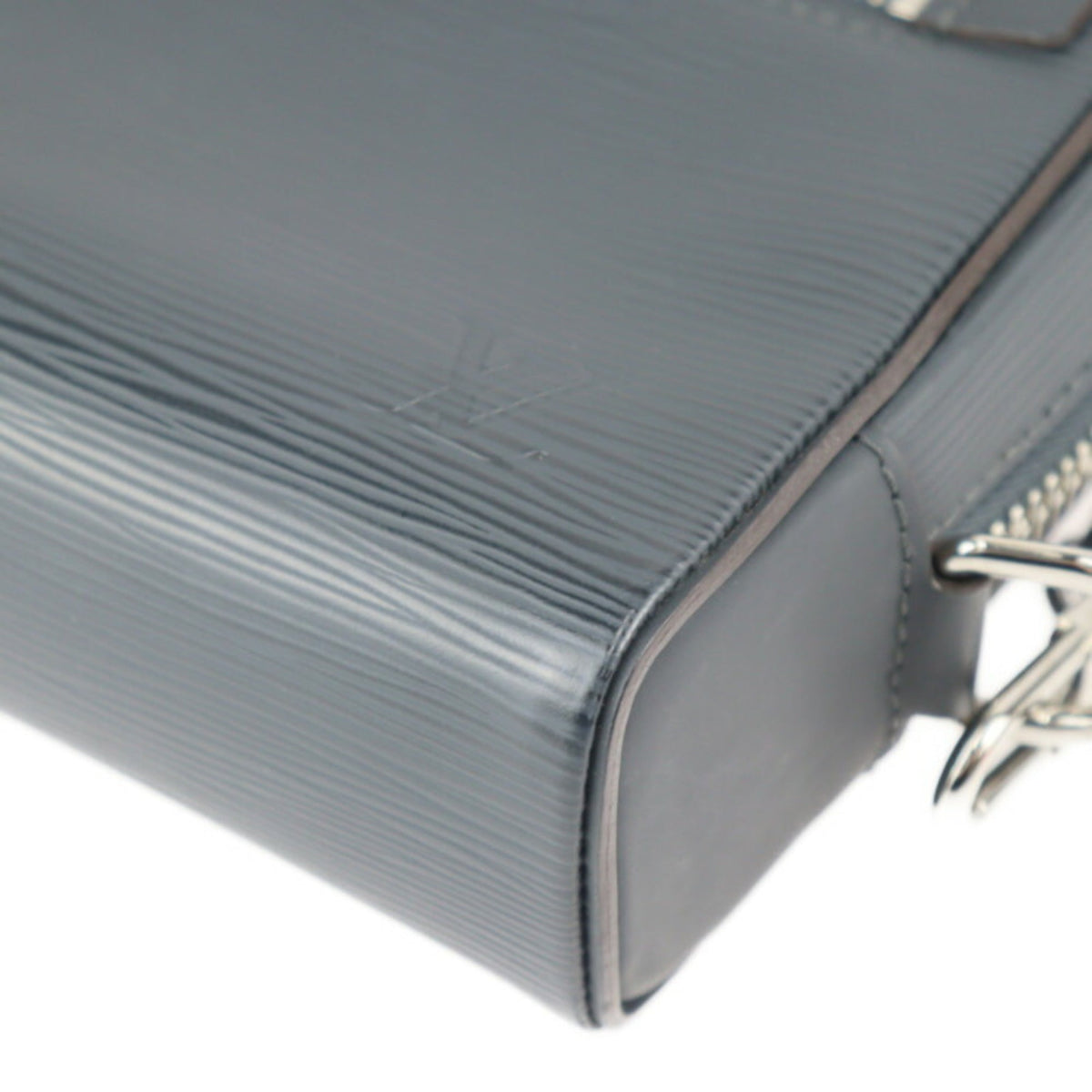 LOUIS VUITTON Neo Hoche Second Bag M54047 Epi Leather Blue Nuit Silver Hardware Wristlet Clutch Pouch Vuitton
