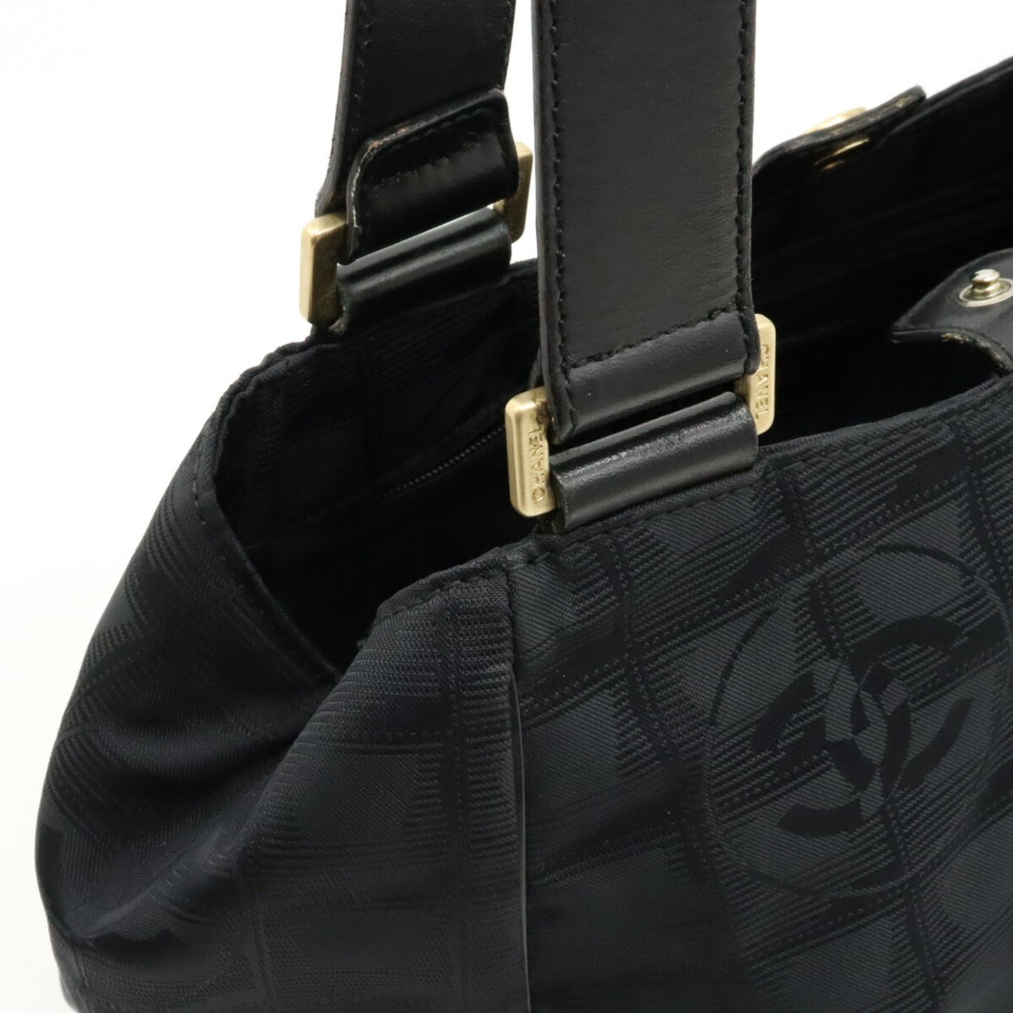 CHANEL New Travel Line Tote Bag Handbag Shoulder Black A20518