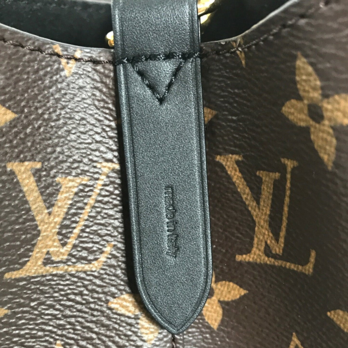 LOUIS VUITTON Shoulder Bag Neonoe M44020 Monogram Canvas Brown Women's