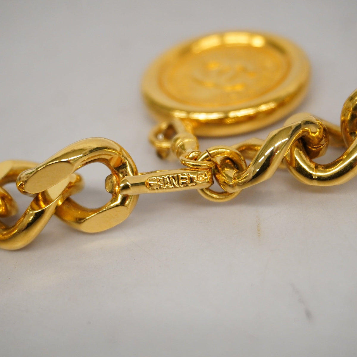 ChanelAuth  Chain Belt Gold Metal Women's Chain Belt