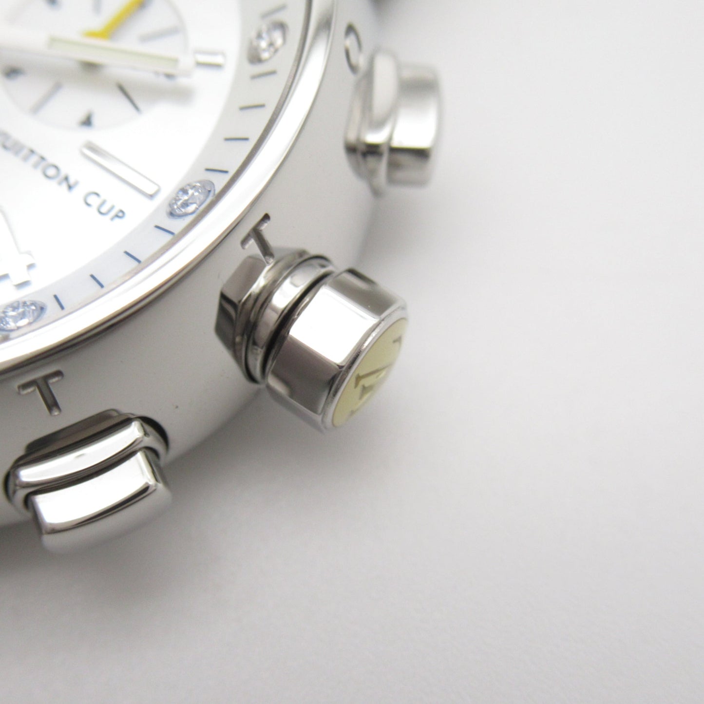 LOUIS VUITTON Tambour Chrono Lovely Cup 12P Diamond/Lug Diamond Wrist Watch Wrist Watch Q132H Quartz White White shell Q132H