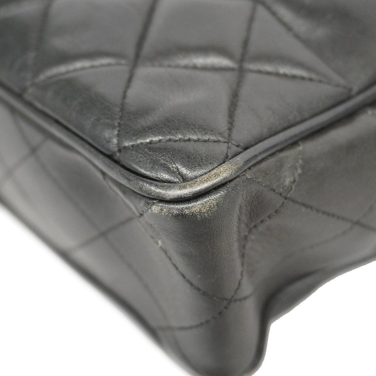 ChanelAuth  Matelasse Chain Shoulder Women's Leather Shoulder Bag Black