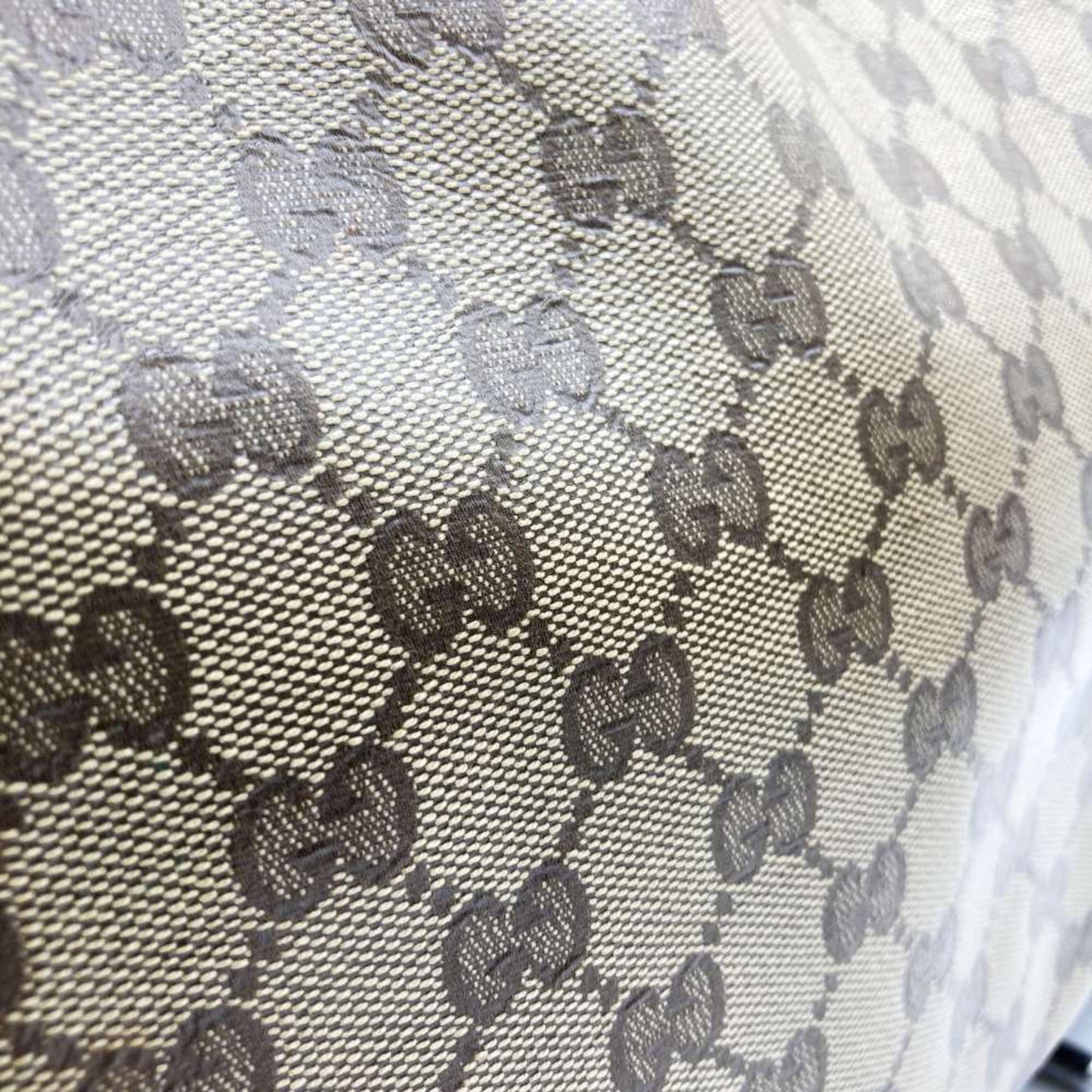 Gucci Beige Gg Crystal Leather Tote Bag