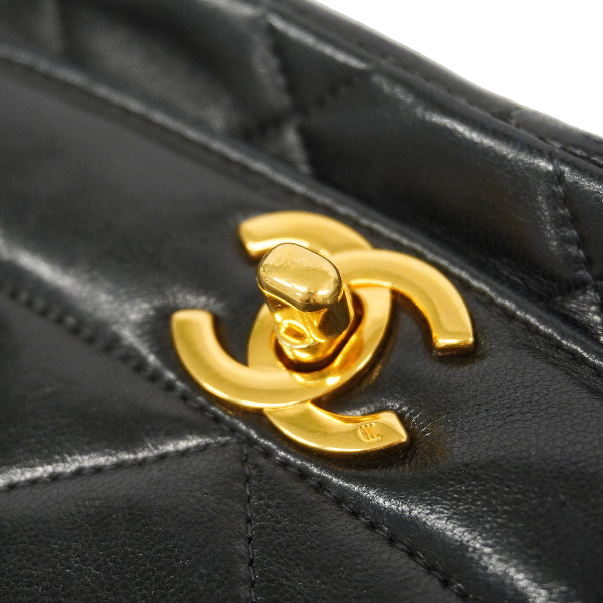 ChanelAuth  Matelasse Diana Flap Chain Shoulder Leather Shoulder Bag Black