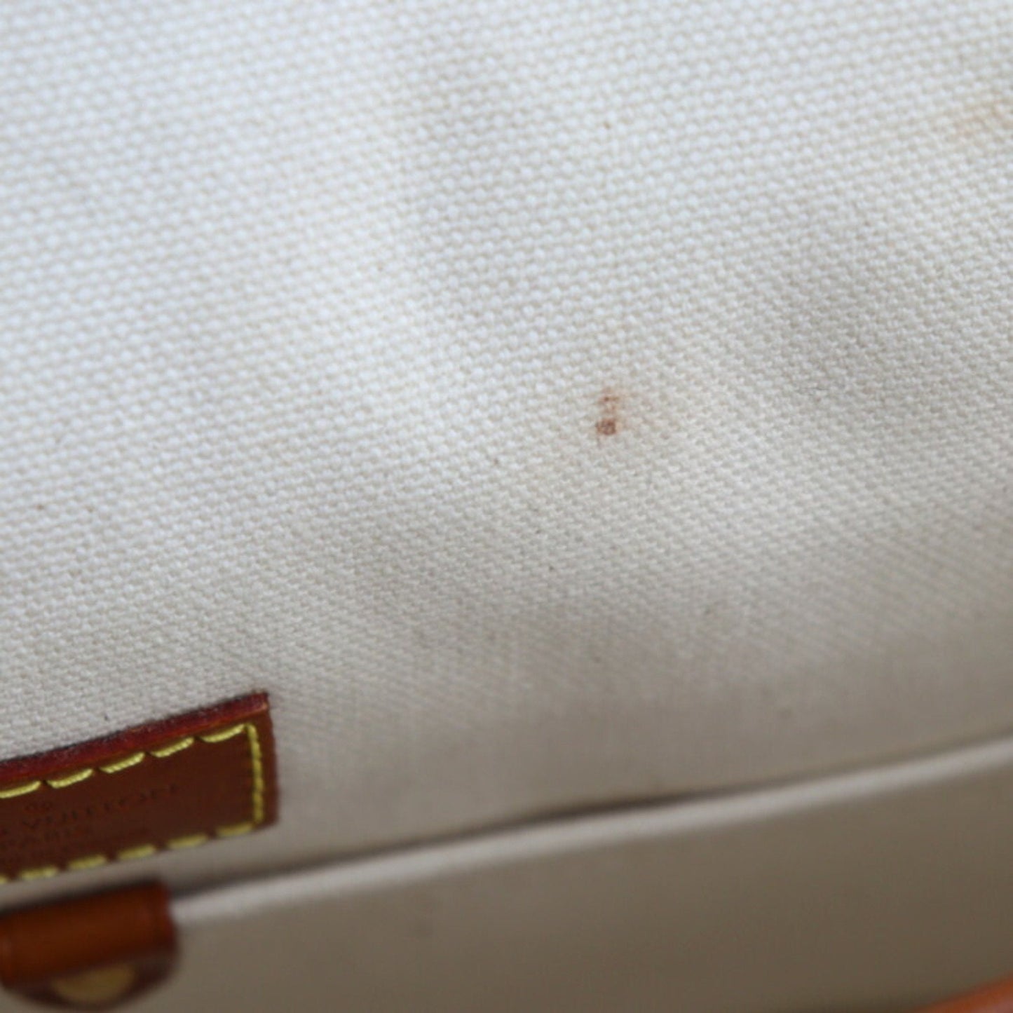 LOUIS VUITTON Porterilleur Monogram Tisse Shoulder Bag M56387 Coated Canvas Leather Brown Red White Messenger 2008 Collection Gold Metal Fittings