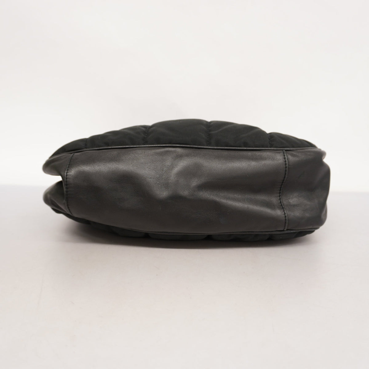 ChanelAuth  Chocolate Bar Chain Shoulder Women's Nylon Shoulder Bag Black