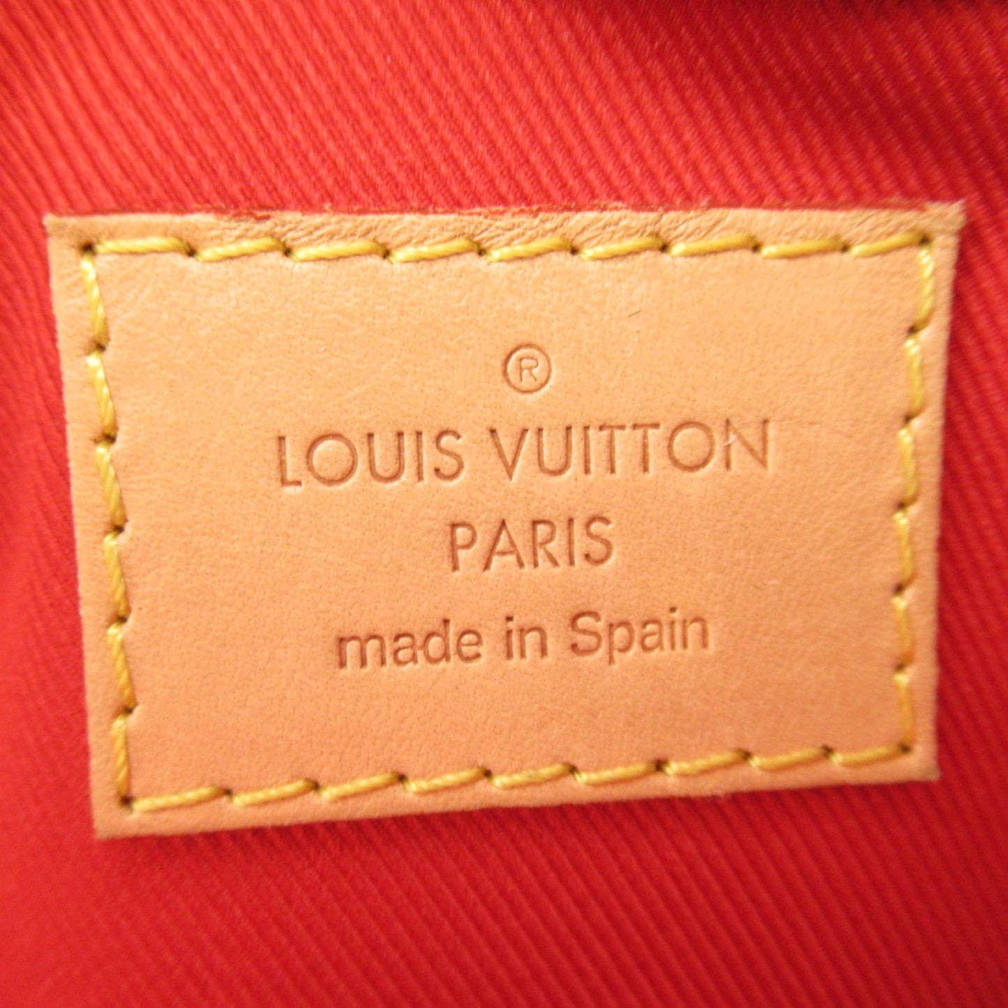 LOUIS VUITTON Santa Monica Shoulder Bag Red Cerise Vernis enamel M90368