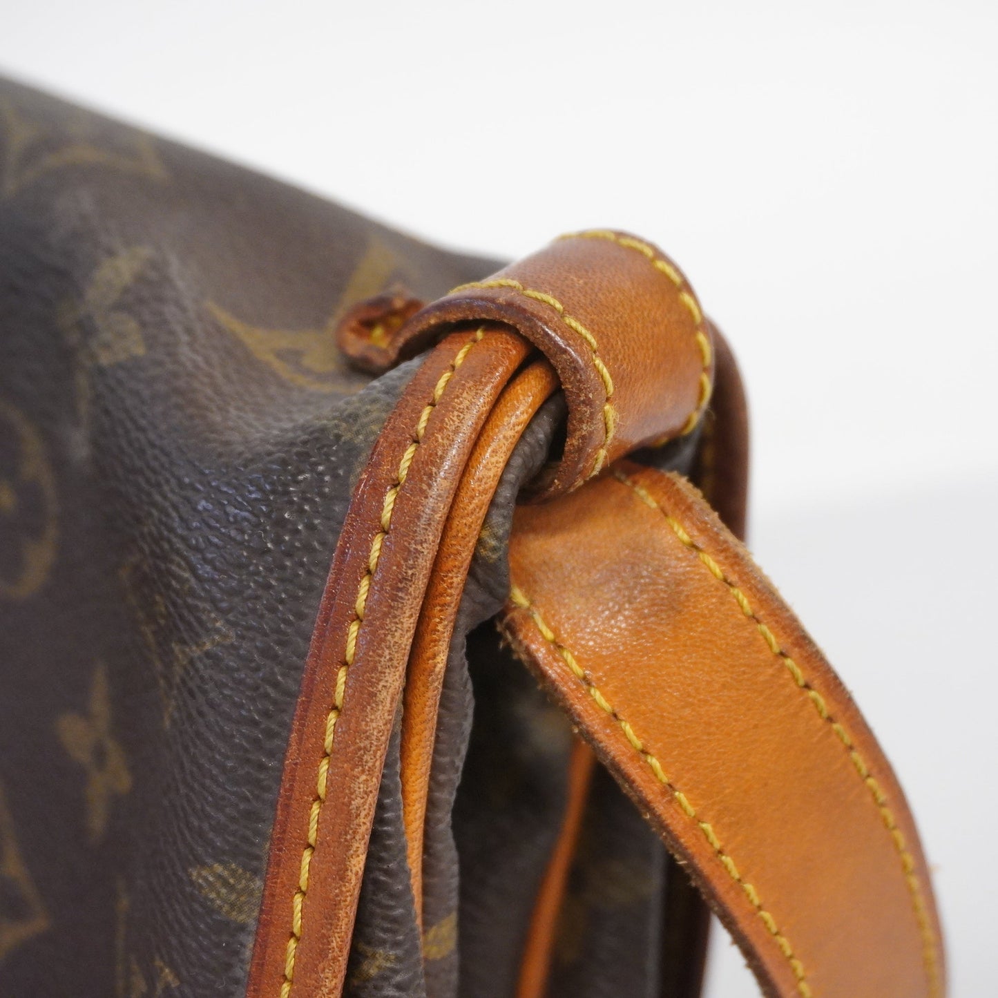 LOUIS VUITTONAuth  Monogram Saumur 30 M42256 Women's Shoulder Bag