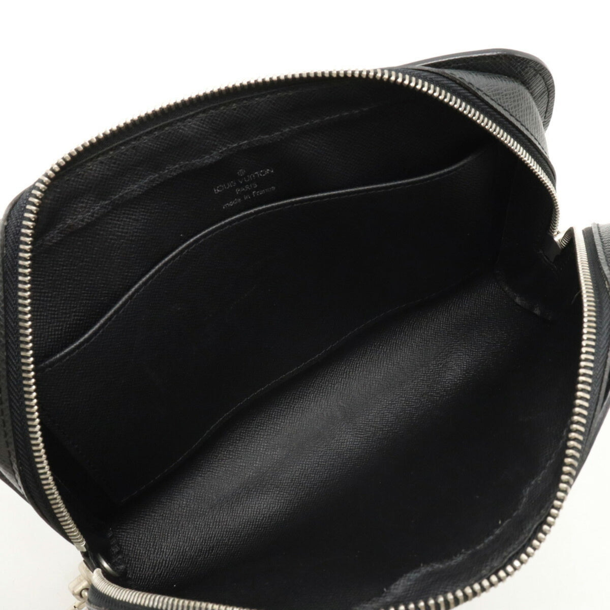 LOUIS VUITTON Taiga Baikal Second Bag Clutch Handbag Ardoise Black No Sticky M30182